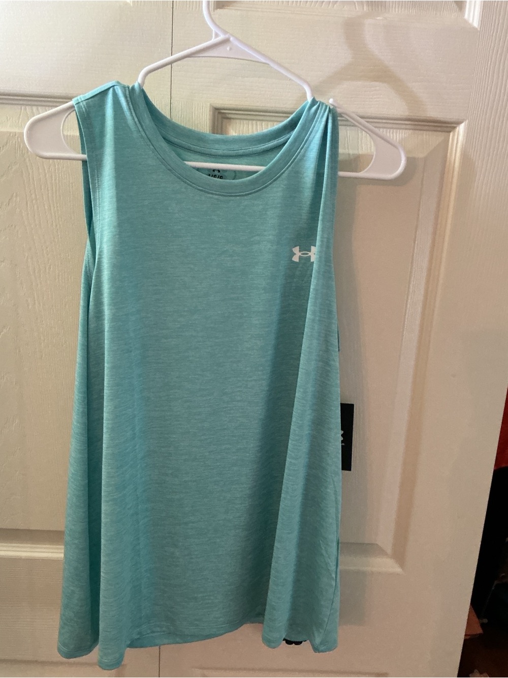 NWT Under Armour Women's Aqua Blue Sleeveless Training Tank